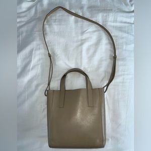 Everlane Made in Italy crossbody bag .